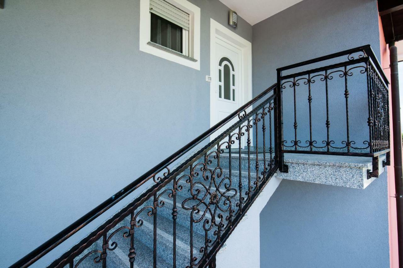 Ferienhaus Bucic Buje Exterior photo